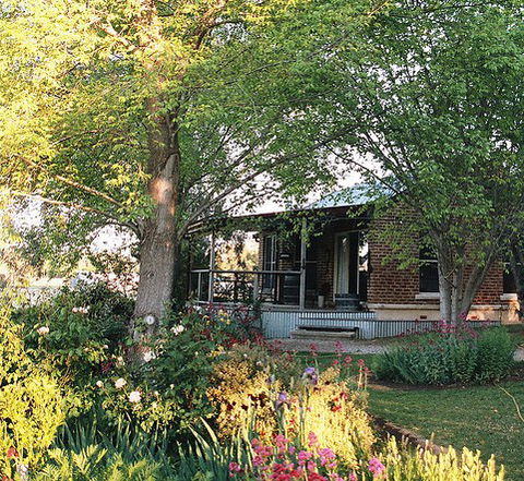 Amazing Country Escapes - Evanslea By The River - Holiday Adelaide 0