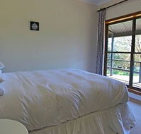 A Church and Homestead in Mudgee - Holiday Adelaide