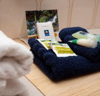 Blue Shades Motel - Holiday Adelaide