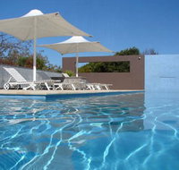 Shutters On The Beach - Holiday Adelaide