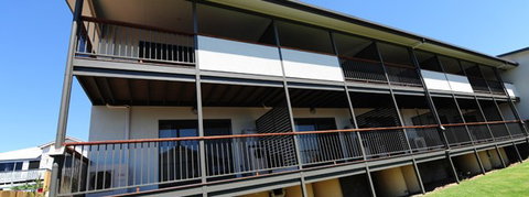 Gladstone Heights Executive Apartments - Holiday Adelaide 4