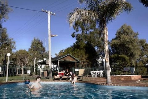 Kahlers Oasis Caravan Park - Holiday Adelaide 1