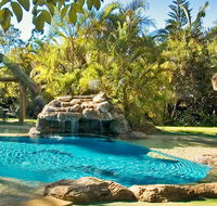 Straddie Bungalows - Holiday Adelaide