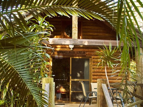 Straddie Bungalows - Holiday Adelaide 5