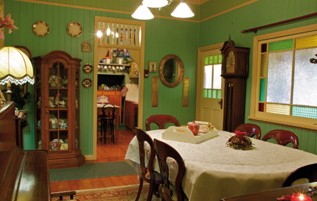 Marys Place - Holiday Adelaide 5