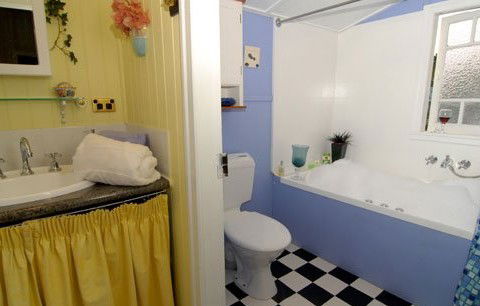 Thistledown Country Retreat - Holiday Adelaide 0