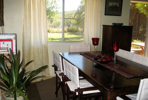 Flag Springs Bush Retreat - Holiday Adelaide 1