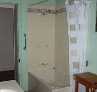 Harristown Guest Rooms - Holiday Adelaide