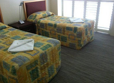 Grand Apartments - Holiday Adelaide 3