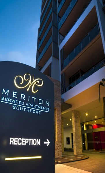 Meriton Serviced Apartments Southport - Holiday Adelaide 0