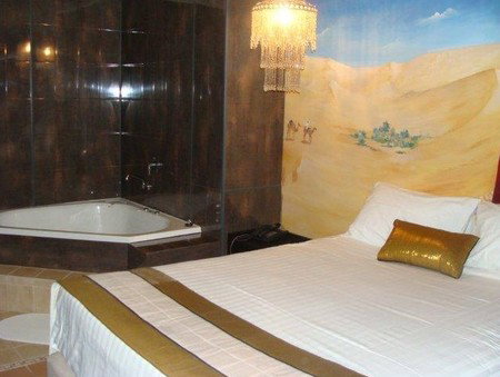 Langtrees Guest Hotel - Holiday Adelaide 4