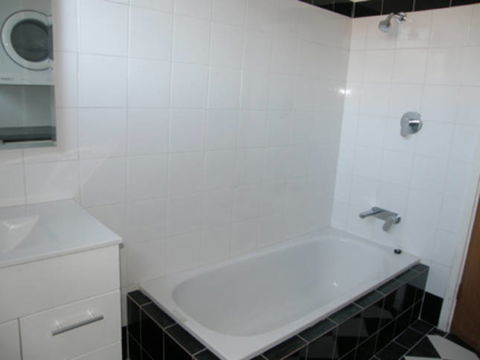 Adair Apartment - Holiday Adelaide 7