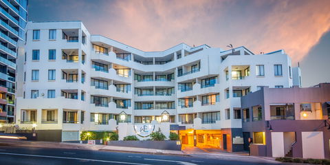 West End Central Apartments - Holiday Adelaide 0