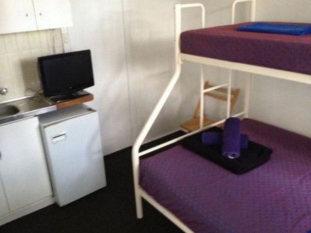 Zing Backpackers Hostel - Holiday Adelaide 2