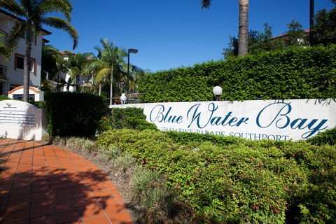 Blue Water Bay Luxury Villas - Holiday Adelaide 0