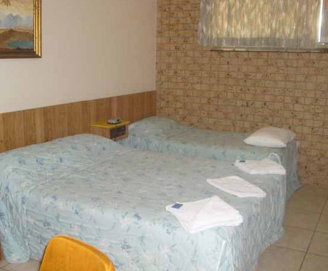 Palm Trees Motel - Holiday Adelaide 2