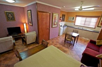 Cairns New Chalon - Holiday Adelaide 5