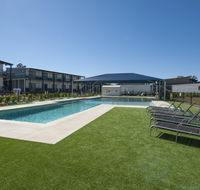 Homeground Gladstone - Holiday Adelaide
