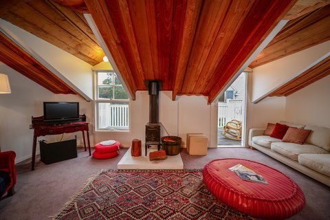 Surfers Palace Torquay - Holiday Adelaide 6