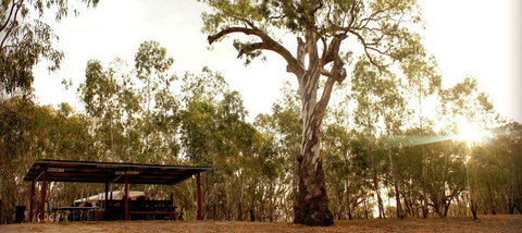 Beds On The Barwon - Holiday Adelaide 0