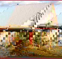 Elinike Guest Cottages - Holiday Adelaide