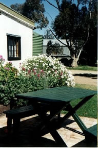 Dunalan Host Farm Cottage - Holiday Adelaide 0