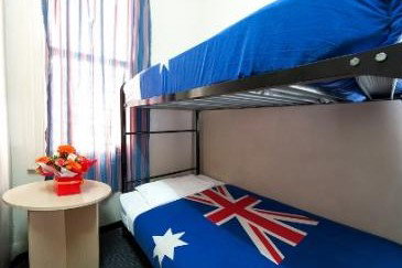 Maze Backpackers And Cb Hotel - Holiday Adelaide 3