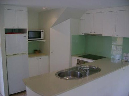 A Tropical Nite - Holiday Adelaide 1