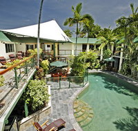 Bay Village Tropical Retreat Cairns - Holiday Adelaide