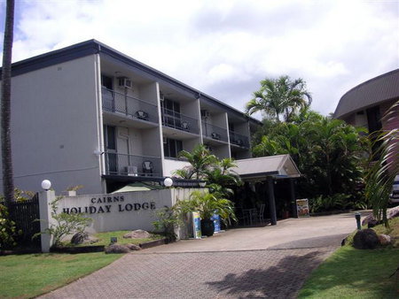 Cairns Holiday Lodge - Holiday Adelaide 0