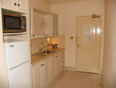 The Lawson Motor Inn - Holiday Adelaide 3