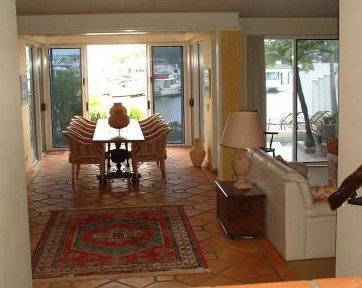 Sanctuary Cove Villas - Holiday Adelaide 0