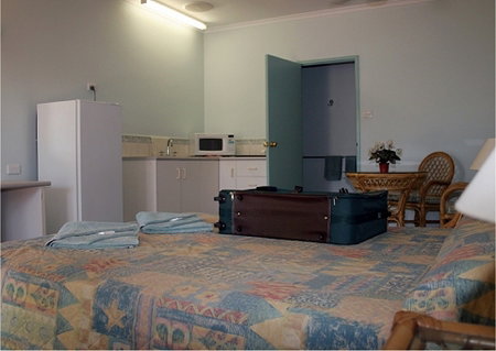 Broome Motel - Holiday Adelaide 1