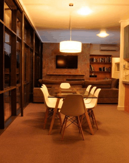 The Yarra Glen Grand Hotel - thumb 1