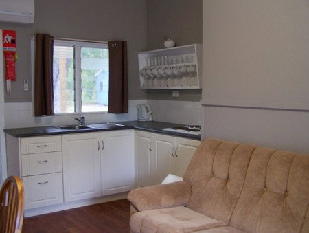 Four Seasons Holiday Park - Holiday Adelaide 0