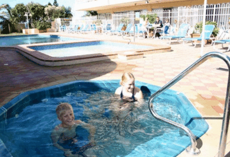 Bahia Beachfront Apartments - Holiday Adelaide