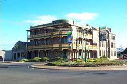 Quality Hotel Bentinck - Holiday Adelaide 0