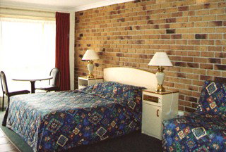 Crows Nest Motel - Holiday Adelaide 0