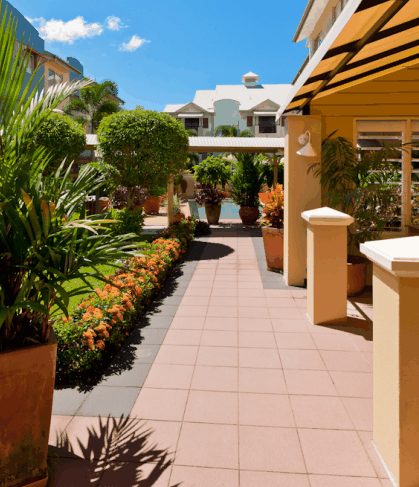 Cairns Queens Court - Holiday Adelaide 5