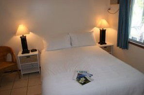 Zimzala Retreat Bed & Breakfast - Holiday Adelaide 0