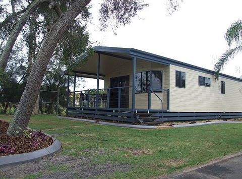 Happy Wanderer Village Caravan Park - Holiday Adelaide 0