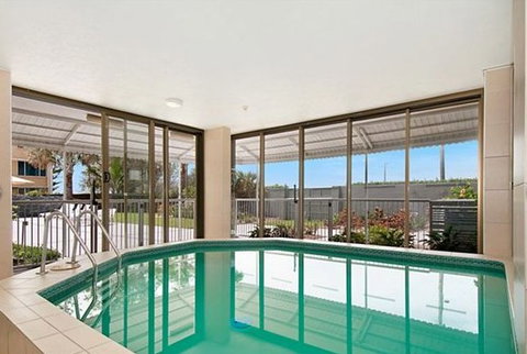 Boulevard Towers - Holiday Adelaide 1