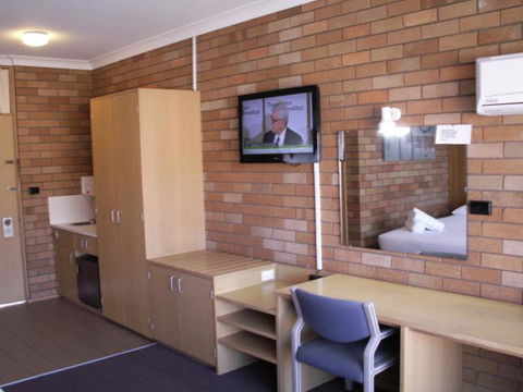 Court Street Motel - Holiday Adelaide 4