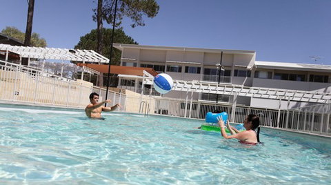 Murdoch University Village - Holiday Adelaide 4