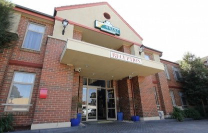 Quest Dandenong - Holiday Adelaide 1