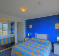 Surfers Beachside Holiday Apartments - Holiday Adelaide