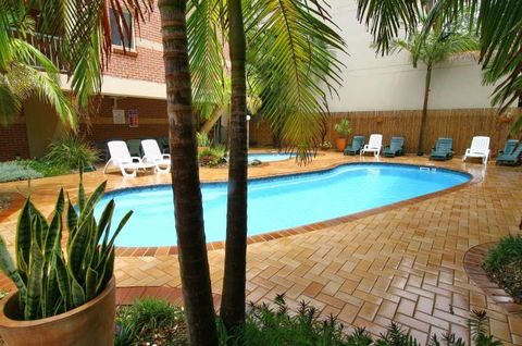 Terralong Terrace Apartments - Holiday Adelaide 1