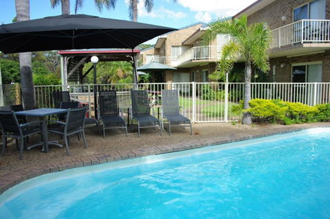 Beachfront Units Merimbula - Holiday Adelaide 1