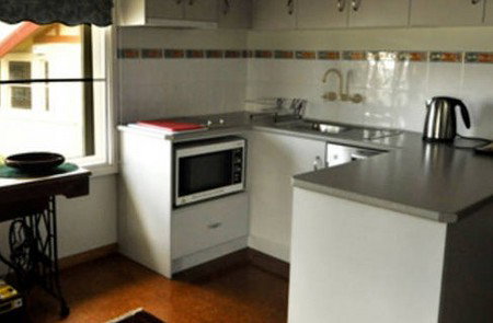 Newcomen Bed And Breakfast - Holiday Adelaide 4