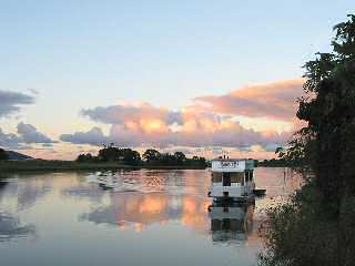 Tweed River Houseboats - Holiday Adelaide 0